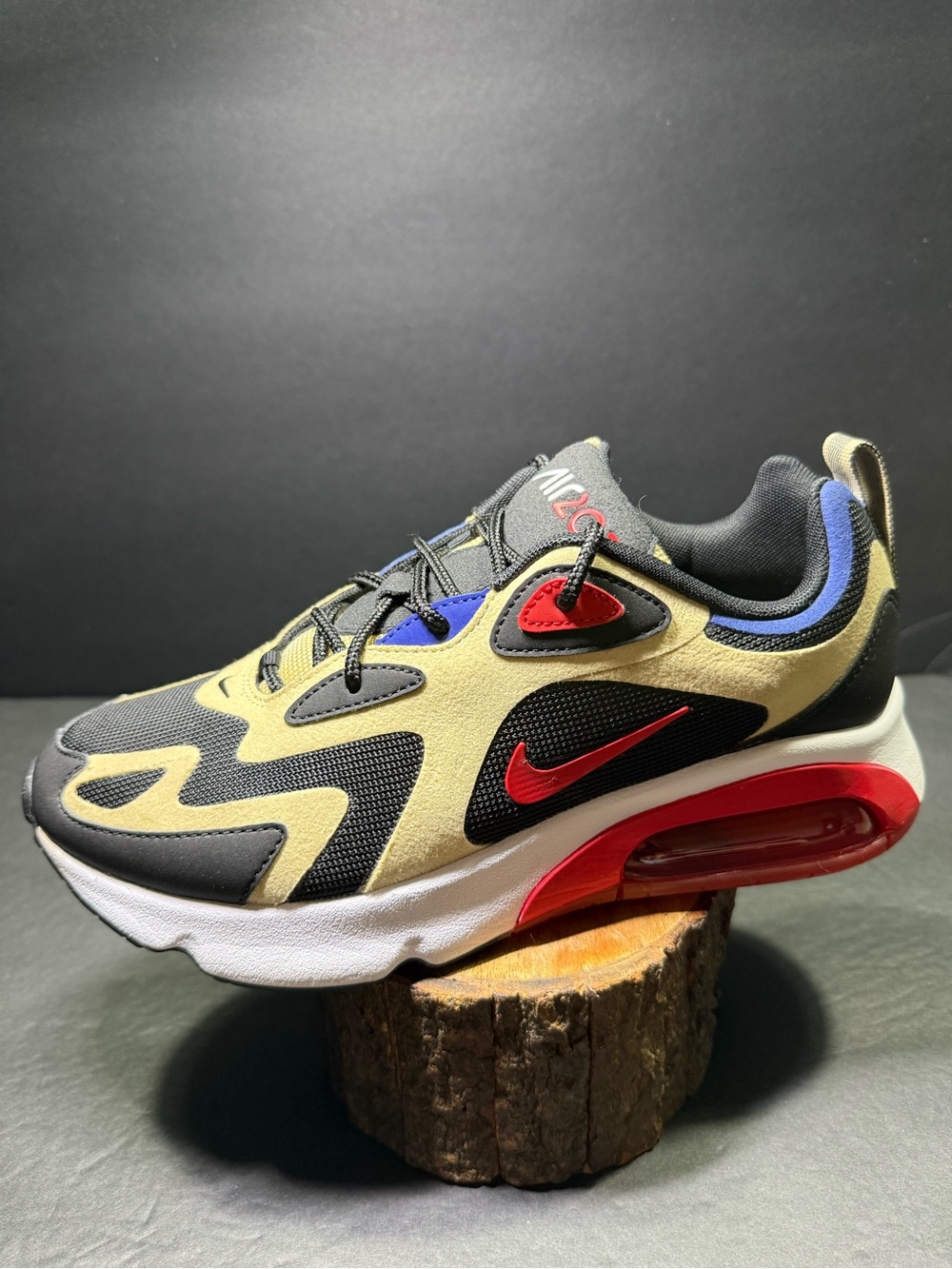 Nike Air Max 200 Black Cream Red Tan  Sneakers Size- 7.5 Women’s or Men’s 6